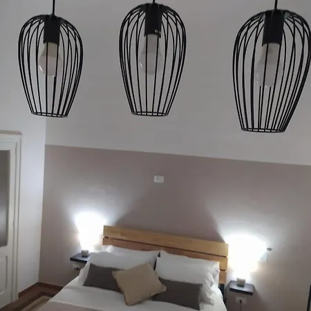 Guest house Aremu